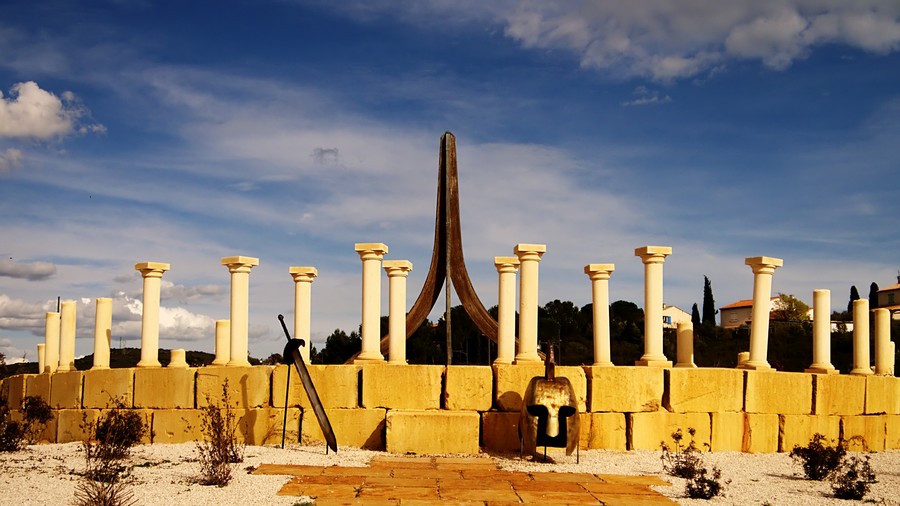 Concours photo Mars 2018 - Symétrie - Page 8 User_1339_Colonnes2